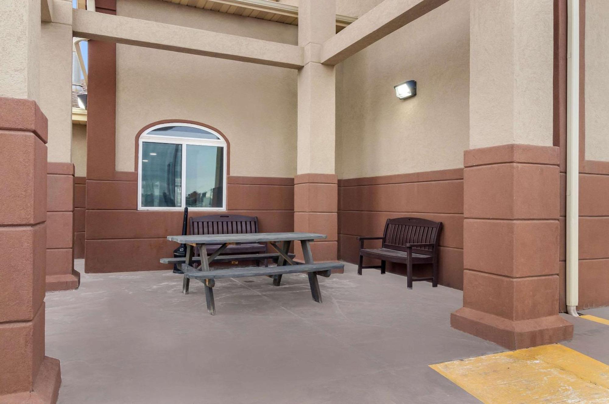Econo Lodge Scottsbluff Exterior foto
